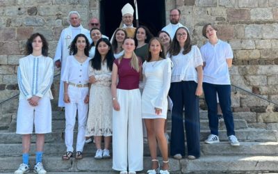 Dimanche 22 juin Confirmations à la collégiale de St Symphorien sur coise