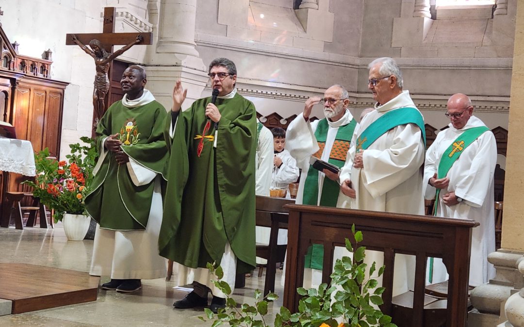 Messe d’accueil du père François