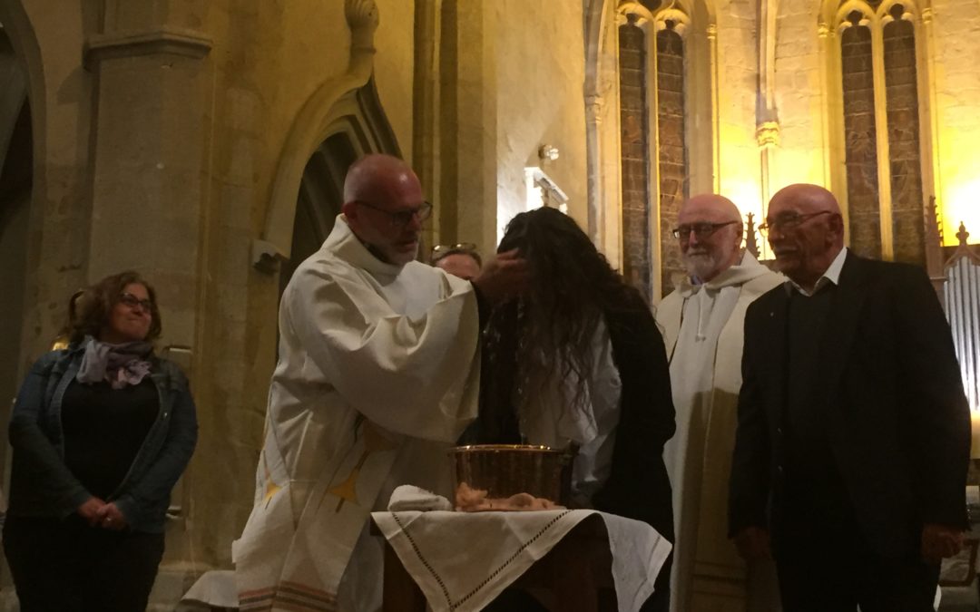 Baptême de Lola redon, Veillée Pascale à St Symphorien samedi 20 avril 2019