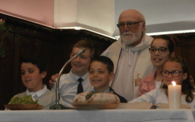 les premieres communions de l&rsquo;ensemble paroissial Ste Therese