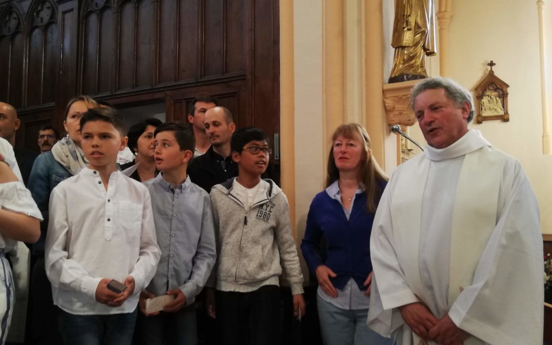 12 mai 2019 premières communion à La Chapelle sur Coise