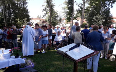 messe en plein air le dimanche 4 août à Larajasse