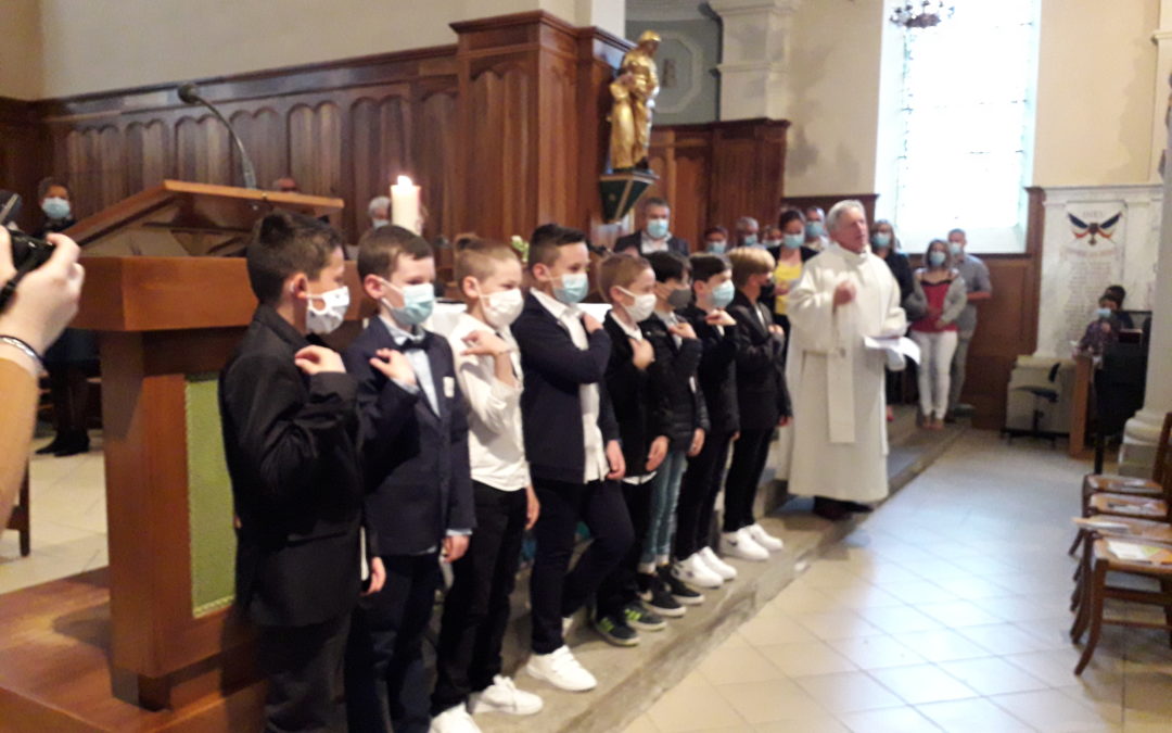 En ce dimanche de Pentecôte :  19 enfants vont recevoir le sacrement de l’eucharistie